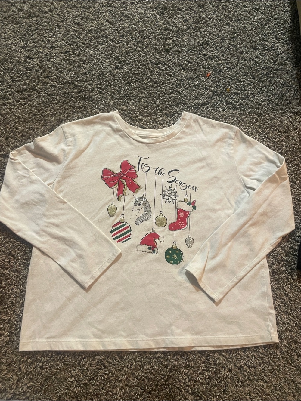 Holiday Time White Long Sleeve 'Tis the Season Ornament Top with Red Bow